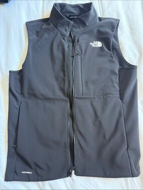 The North Face Apex Black Softshell Wind Resistant Vest